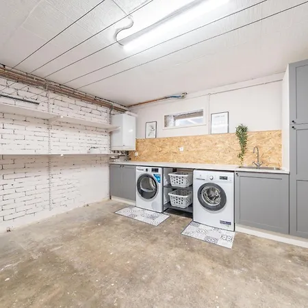 Grand Duplex 5 Chambres, Ideal Equipes, Travailleurs & Groupes