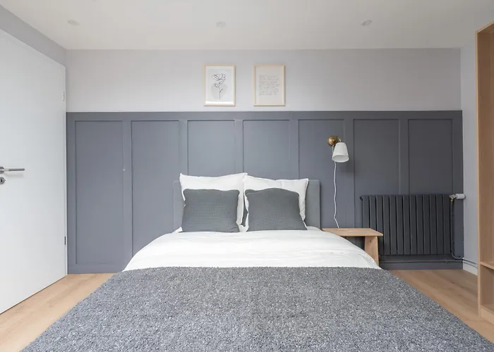 Duplex Chroma 5 Ch A La Frontiere Luxembourgeoise *